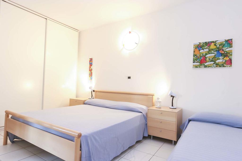 Il Porto Trilocale Nr.7 Daire Porto Azzurro Dış mekan fotoğraf